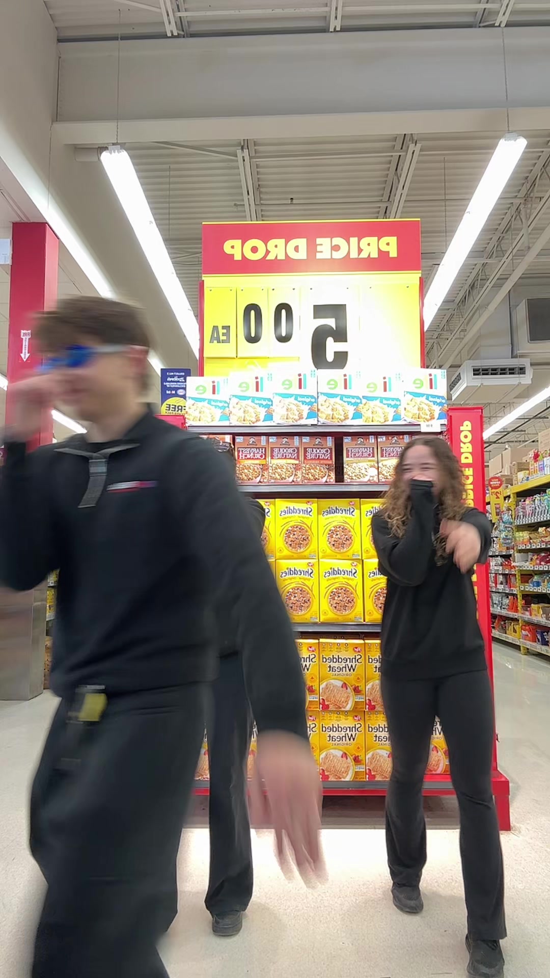 @Joe and Val&rsquo;s NoFrills