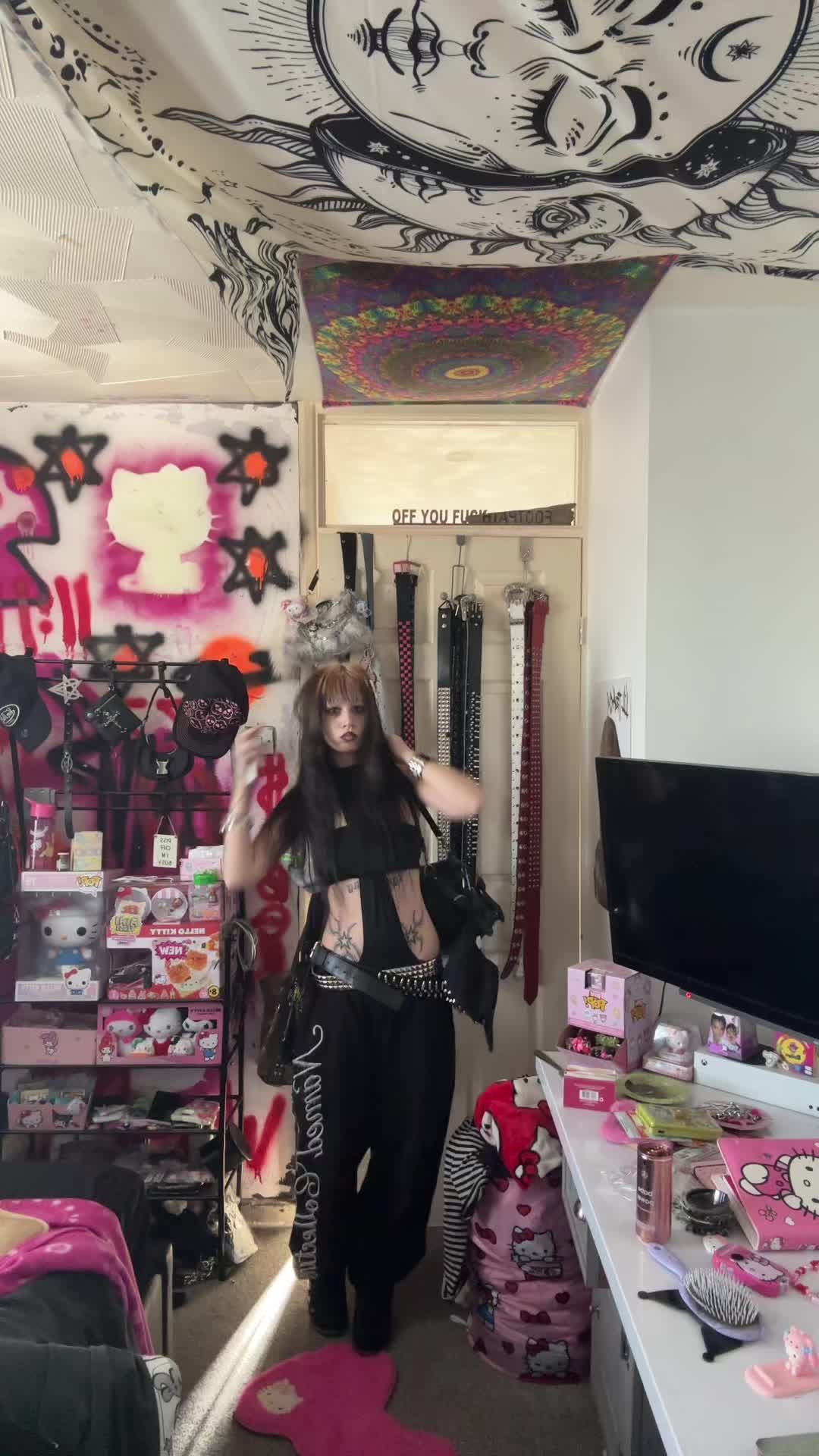 @YUNGVAMP🧛🏽&zwj;♀️