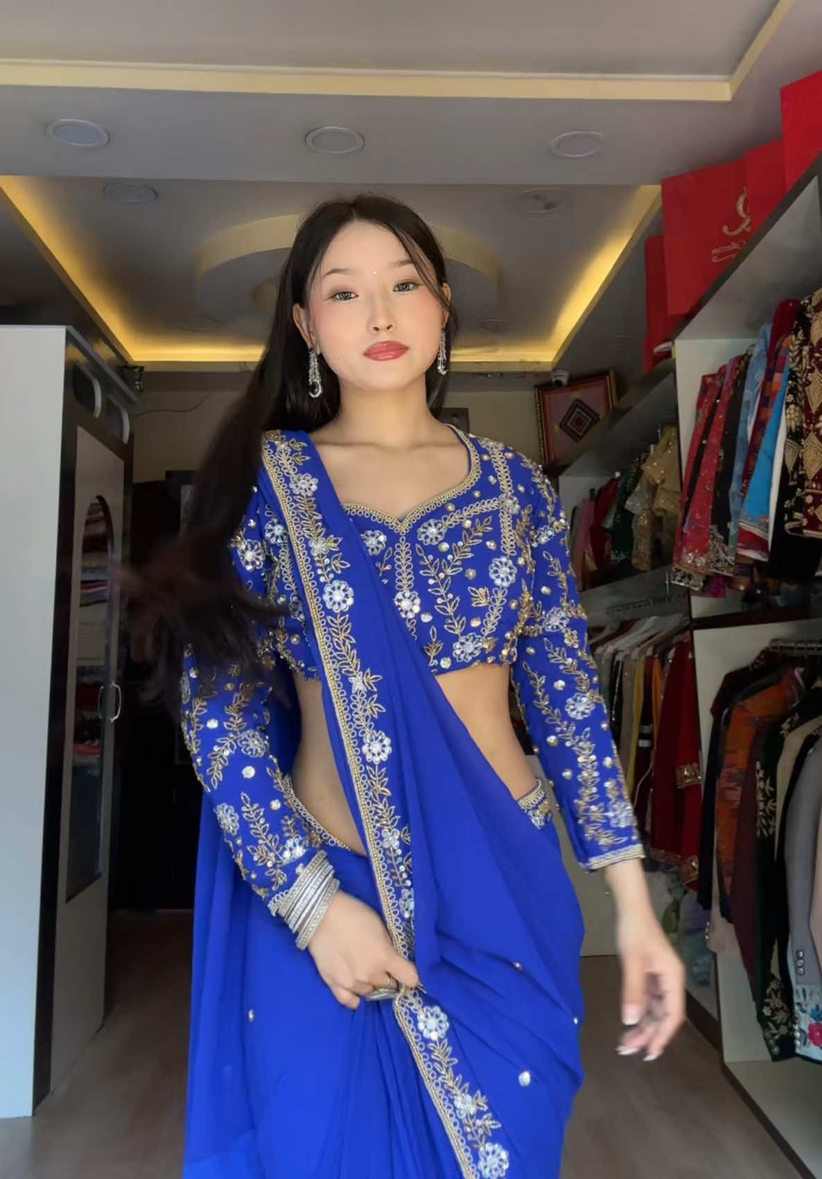 @R Square collection boutique