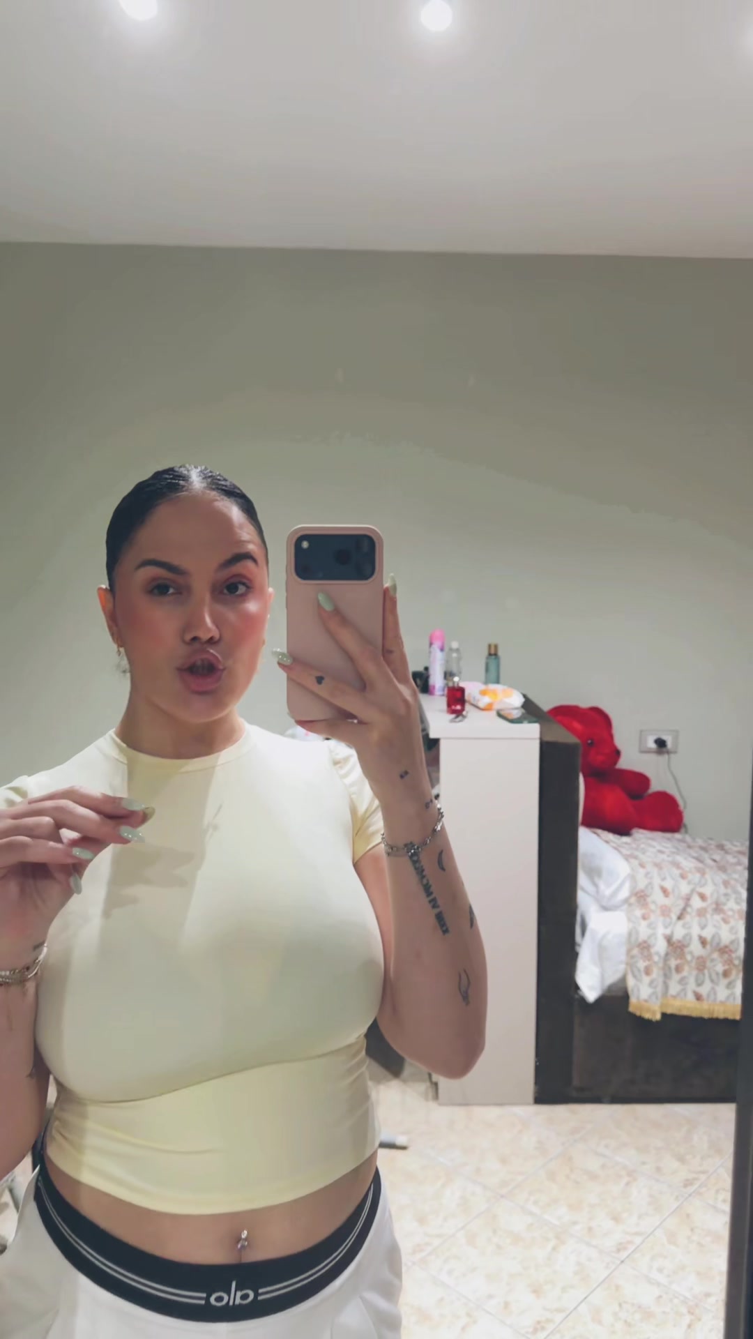 @𝒩𝒶𝓏𝑒𝓂𝒶𝒹𝒽𝒿𝒶 🎀