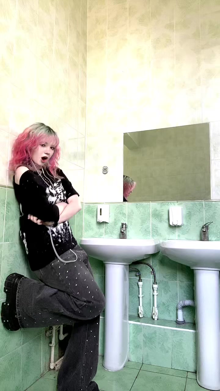 @ムскрепка🎸