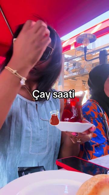 @Sunie Tea 🇹🇷📚👩🏾&zwj;💻☀️