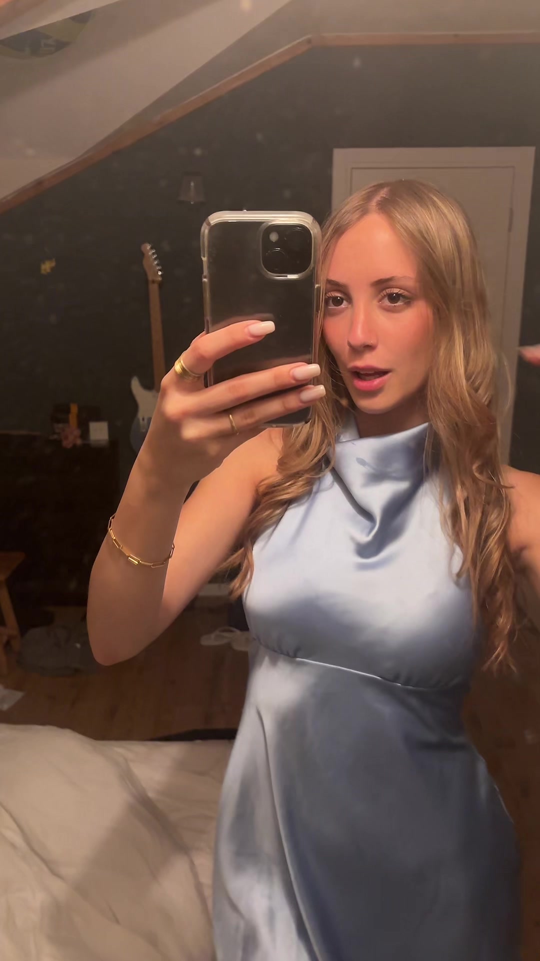 @N I  N  A