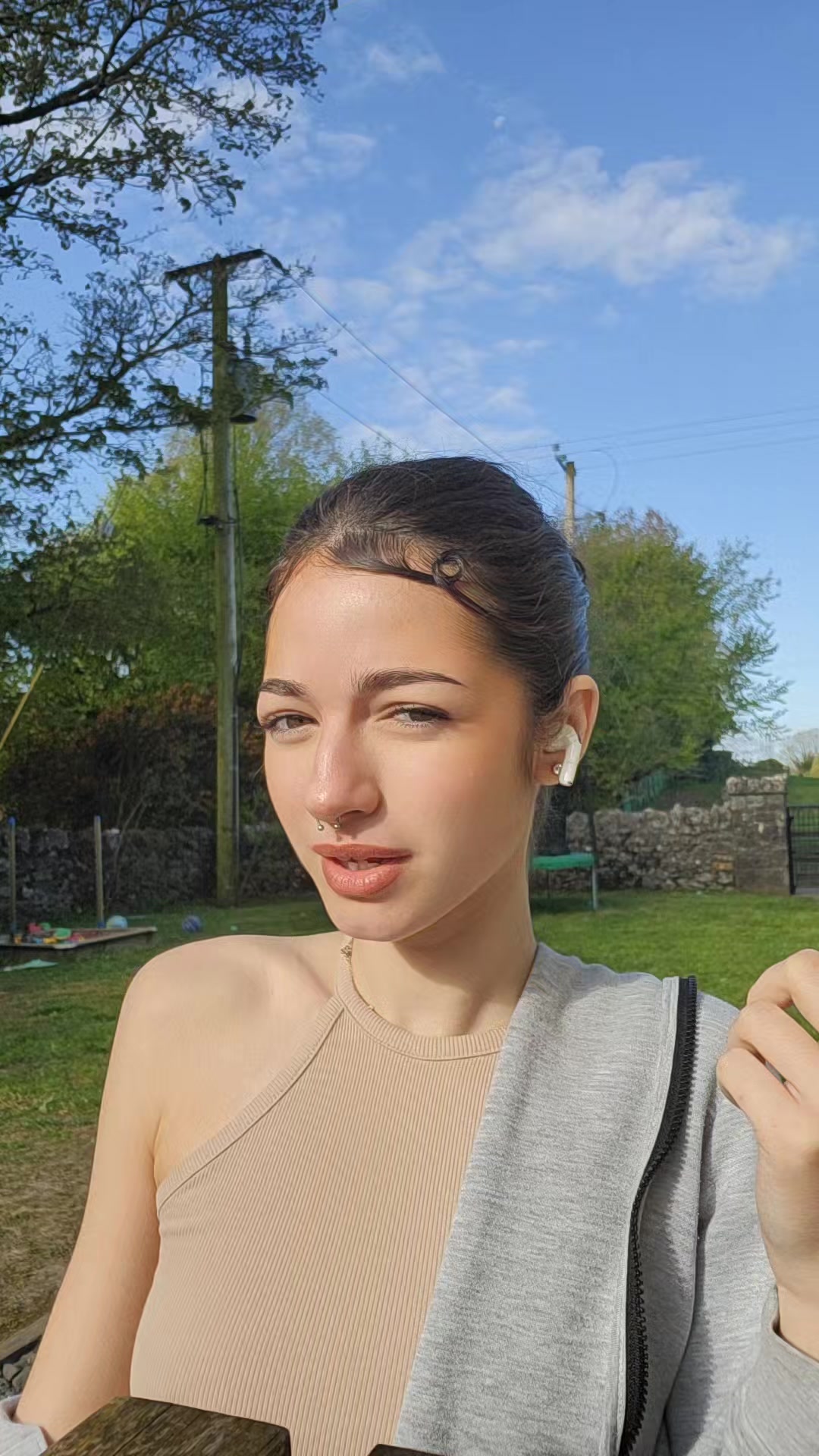 @Elvira 🇺🇦🇮🇪