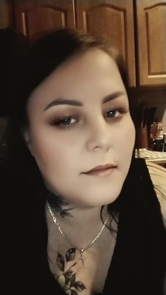 @𝖒𝖆ł𝖆_𝖈𝖟𝖆𝖗𝖓𝖆𝟏𝟖𝟎𝟑