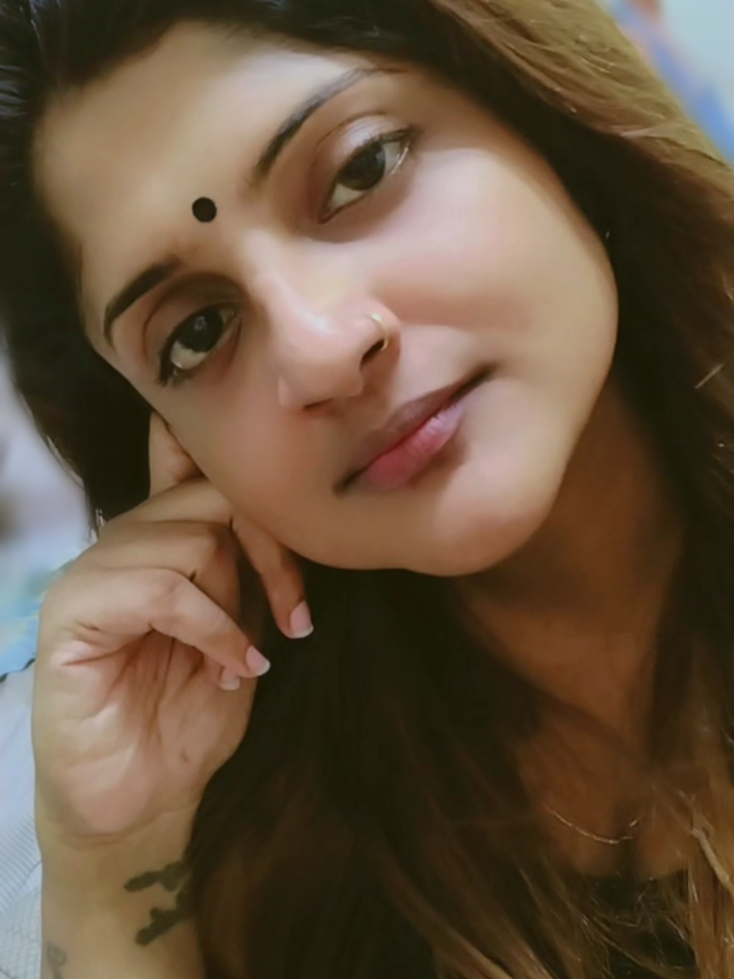 @𝓢𝓪𝓻𝓪𝓼 𝓒𝓱𝓮𝓵𝓵𝓸 💕