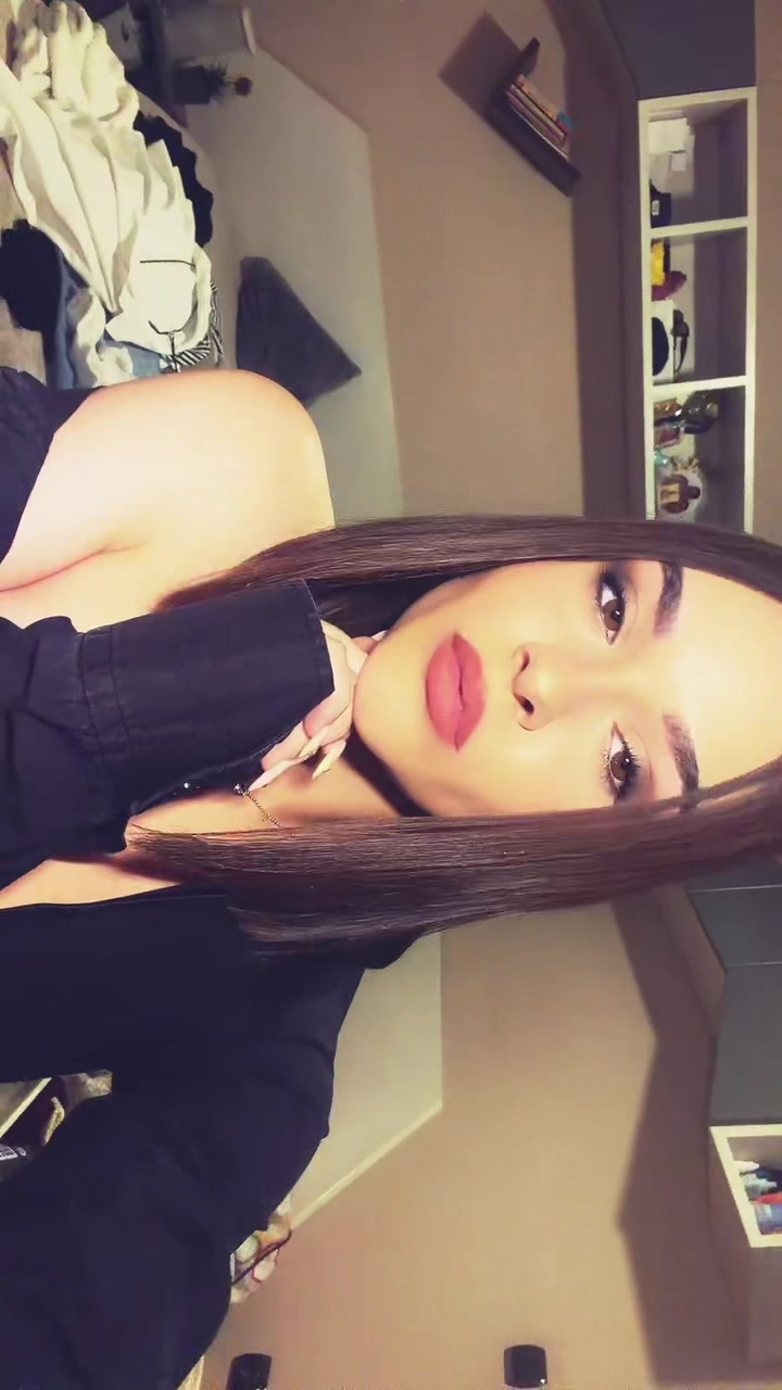 @elliplakia
