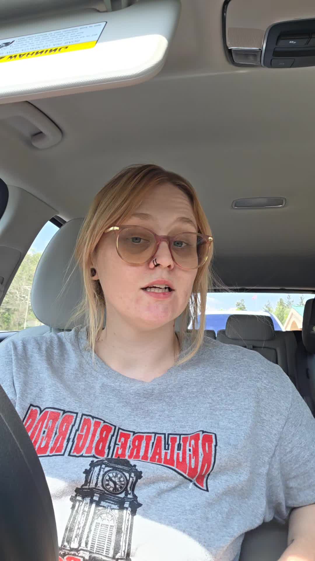 @EmieWonders