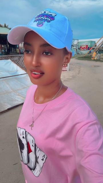 @QueenHalish🥰