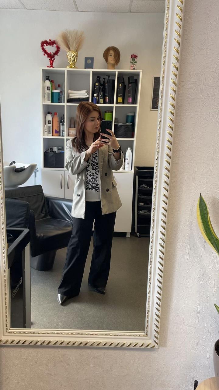 @Cristina Vasilita
