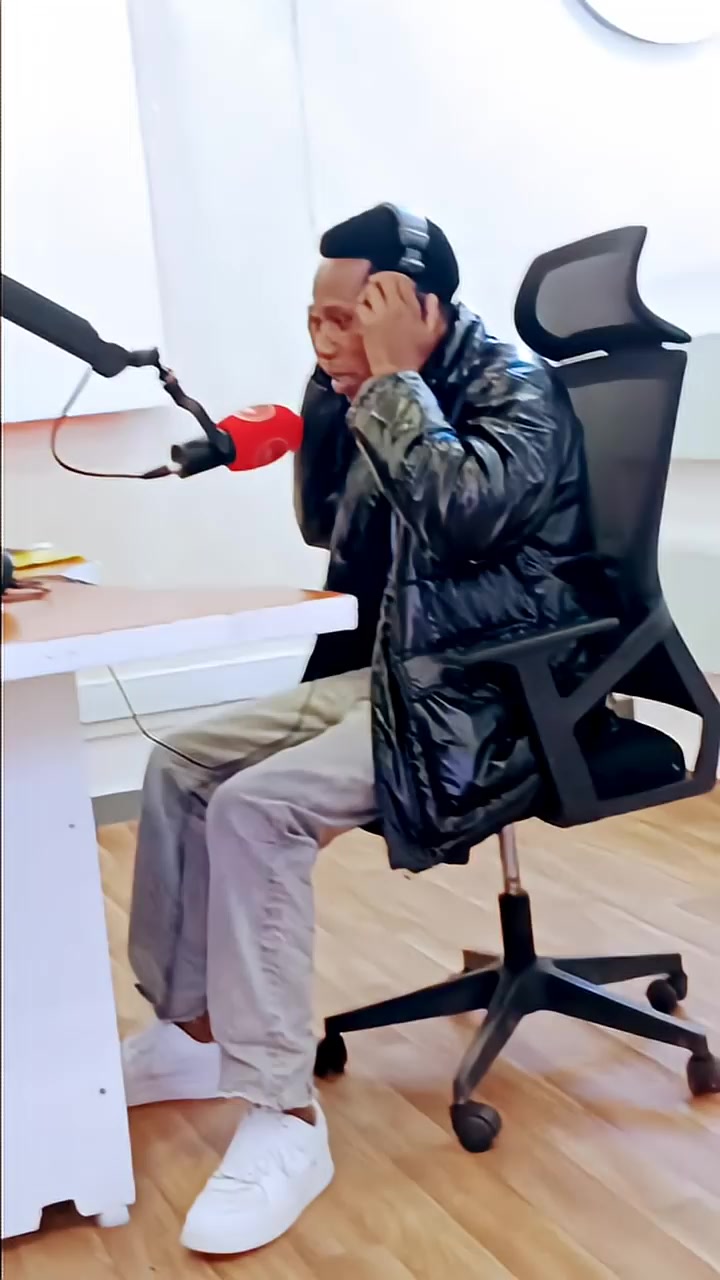 @official_kzee