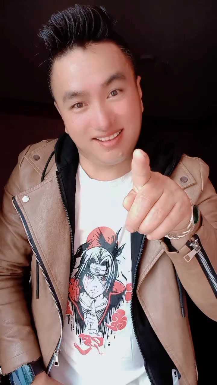 @DEV  GURUNG ❤️❤️