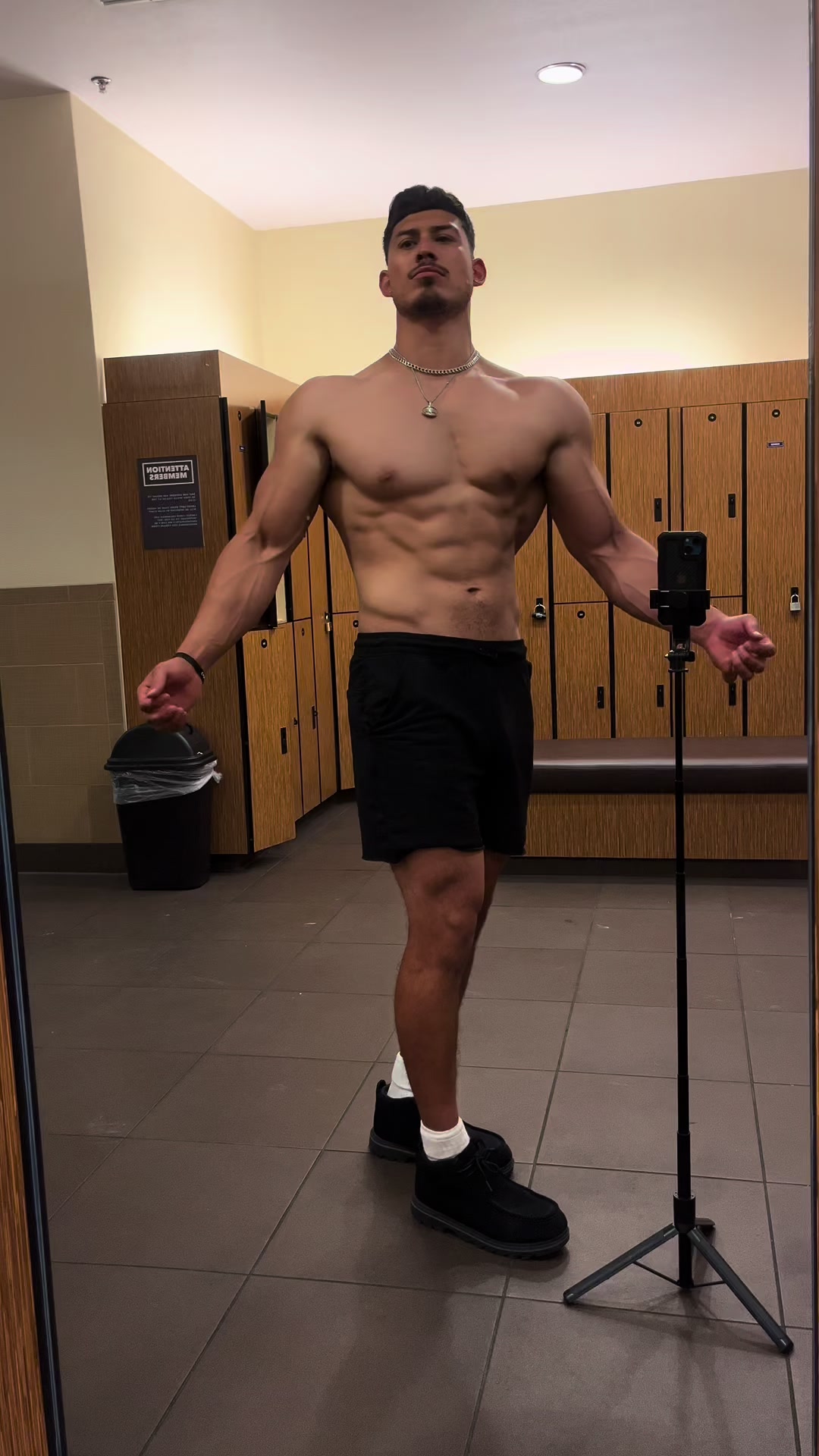 @dclalo