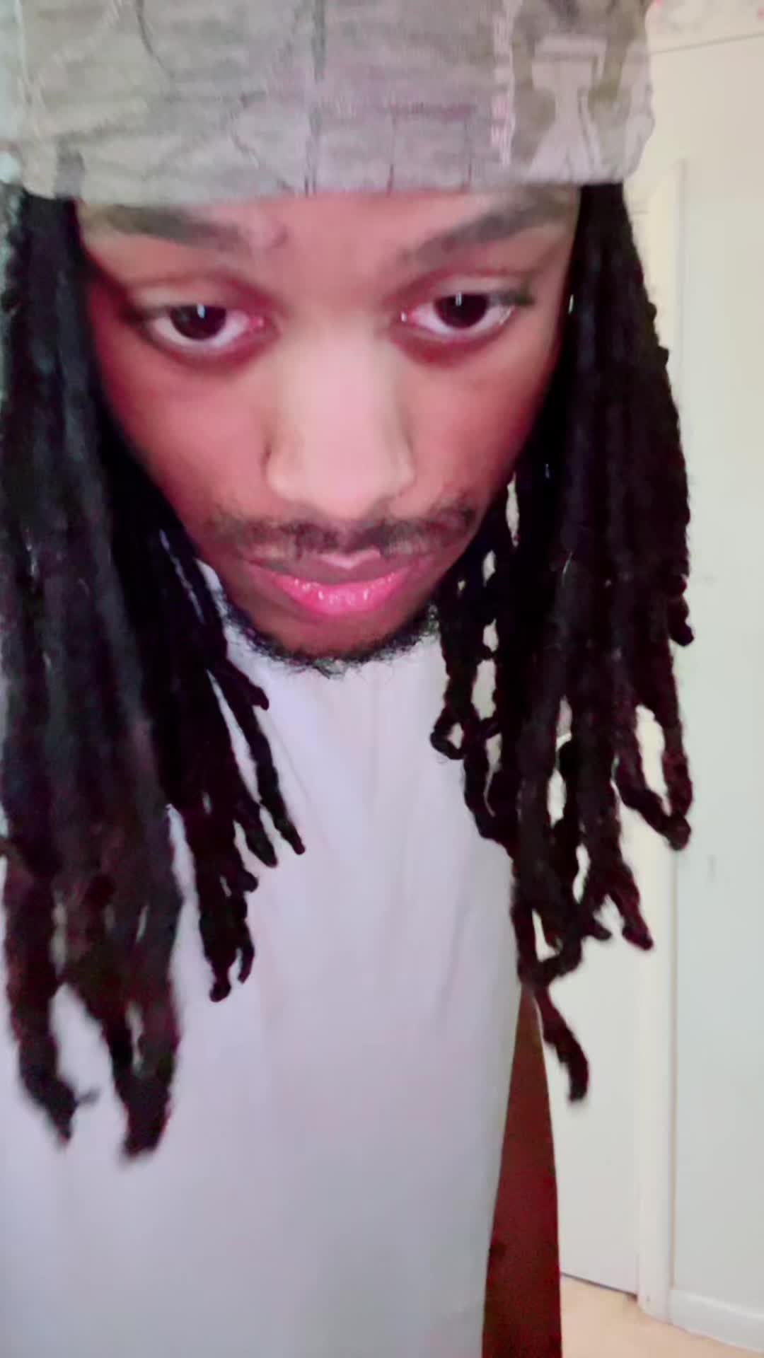 @tyroonii