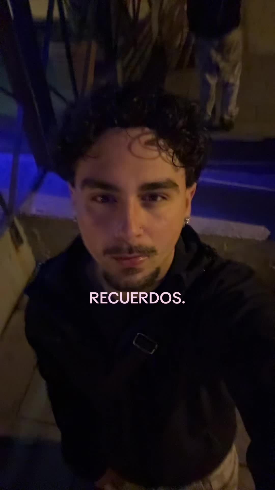 @carlosbelloo__