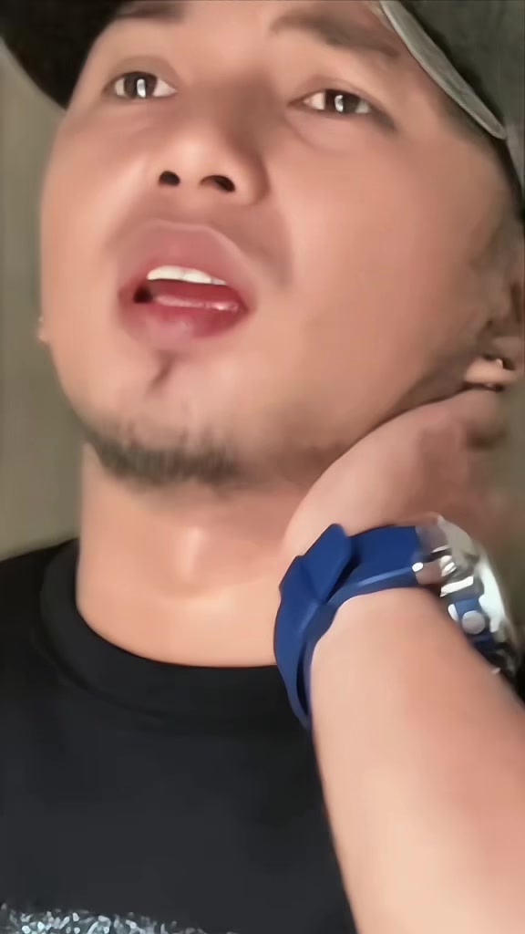 @𝑭𝒂𝒏𝒅𝒚_𝑨𝒄𝒉𝒎𝒂𝒅🅝🅑🅒&trade;