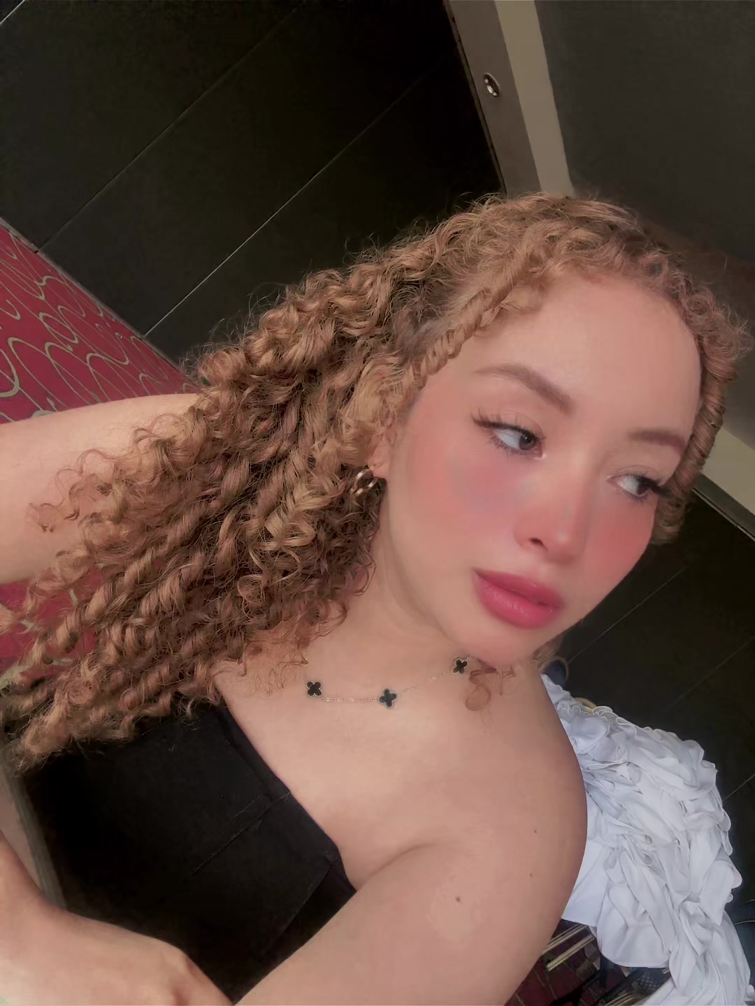@Karen&ensp;❤️&zwj;🩹
