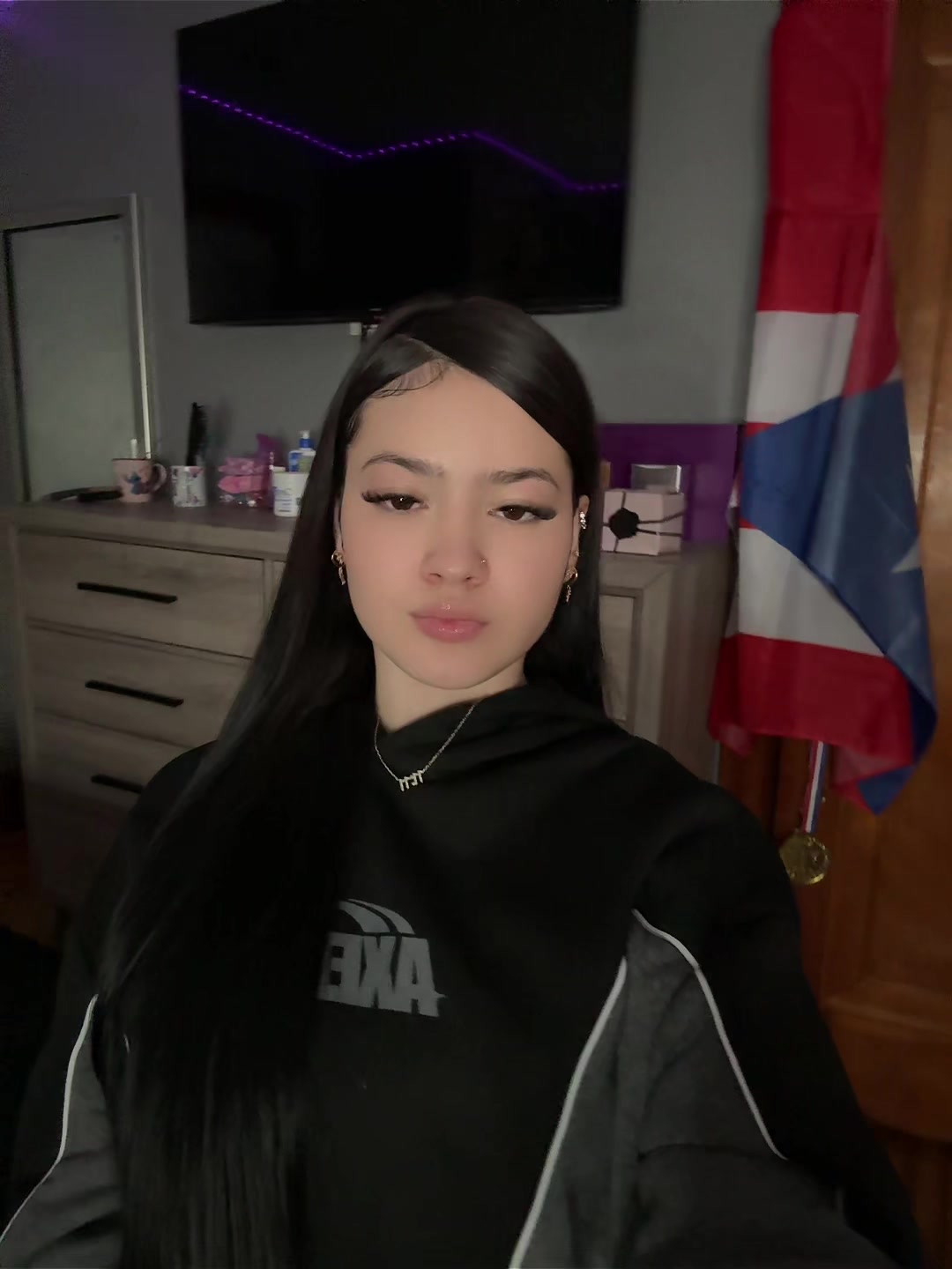 @𝓜𝓐𝓡𝓘 🖤