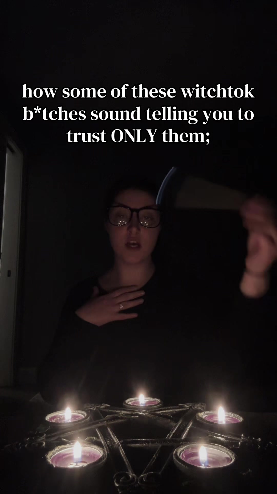@𝕼𝖚𝖊𝖊𝖓 𝕯𝖆𝖓𝖎𝖓𝖊🦇