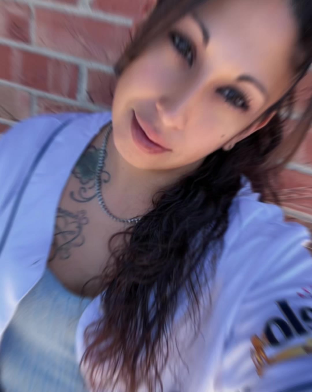 @Viola J