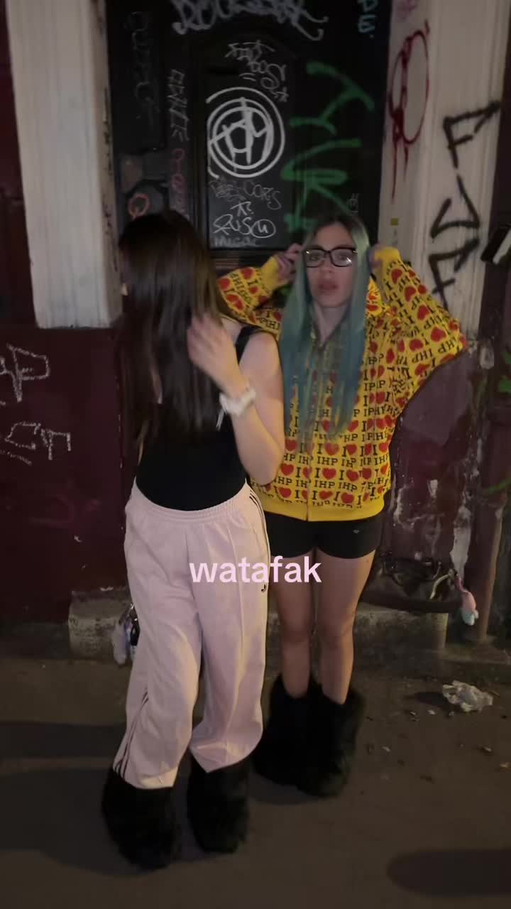 @🪽