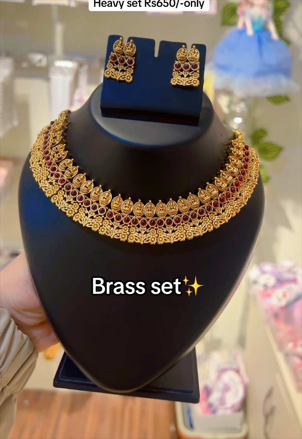 @Sahina_collection