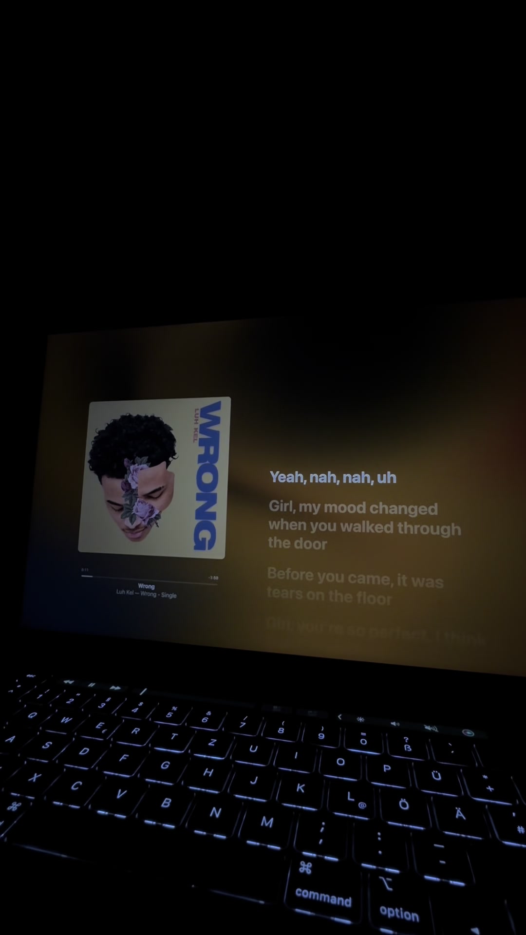 @LyricVibes🎧