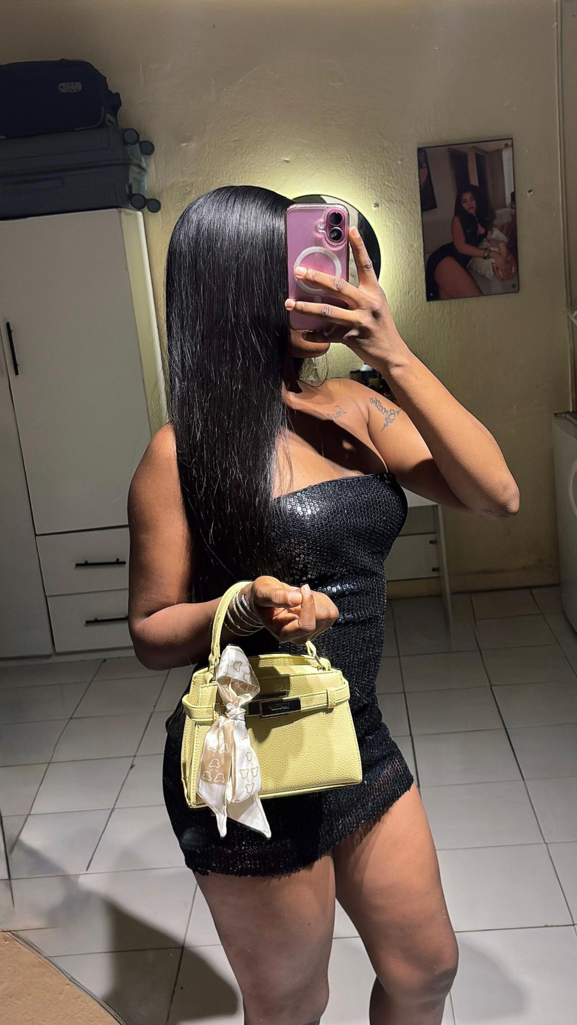 @LifeWithDee🌸