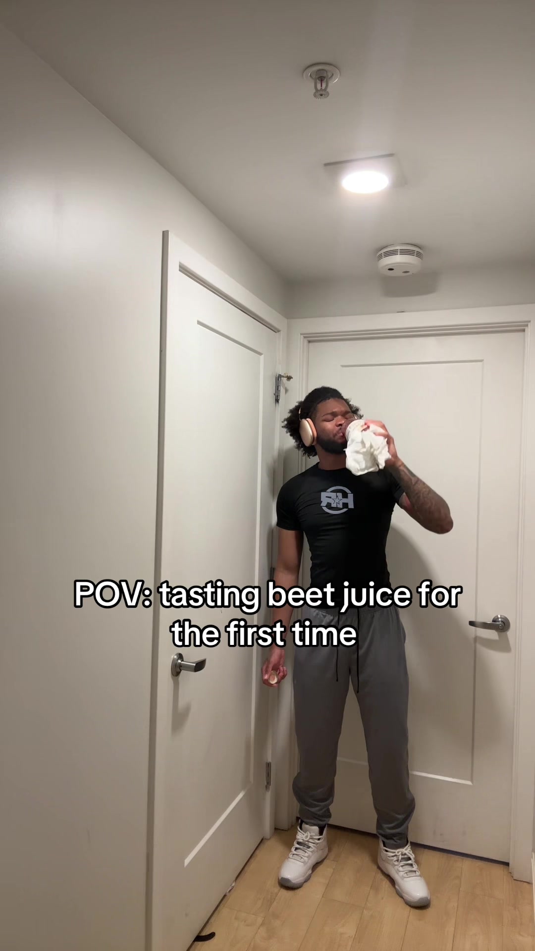 @￼