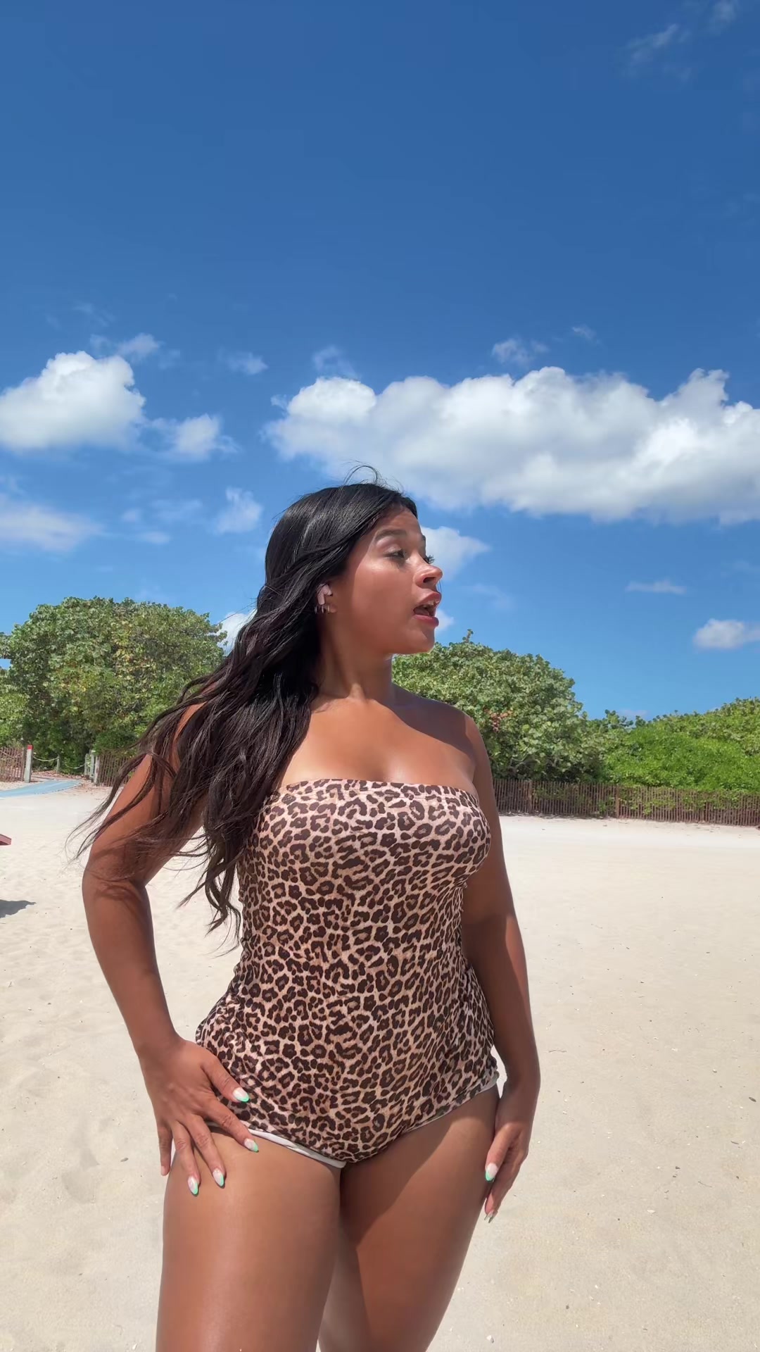 @Oliveraselena