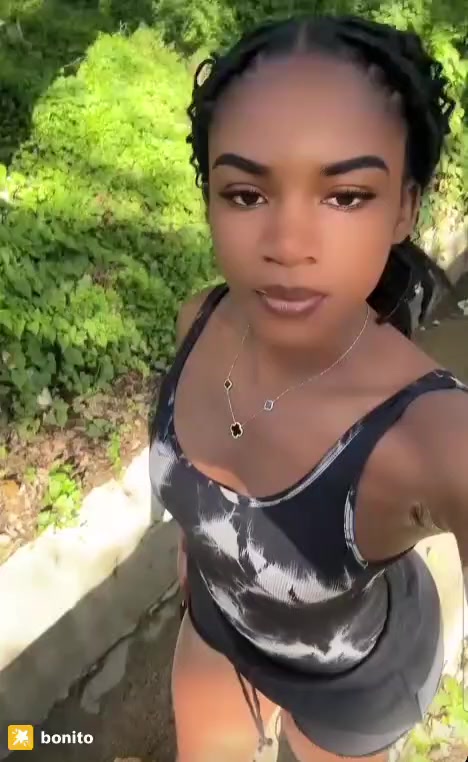 @Kiki