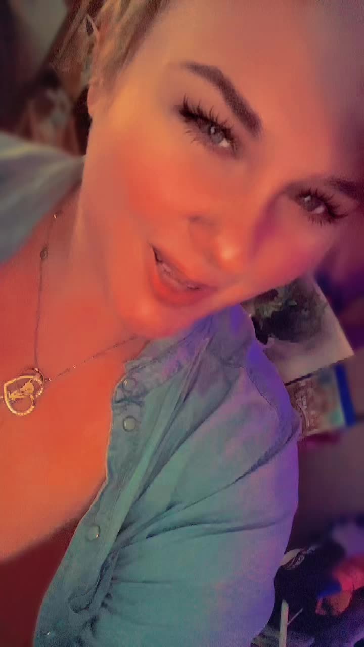 @Carmen&hearts;️😈~FoxiUndCarmen4live~