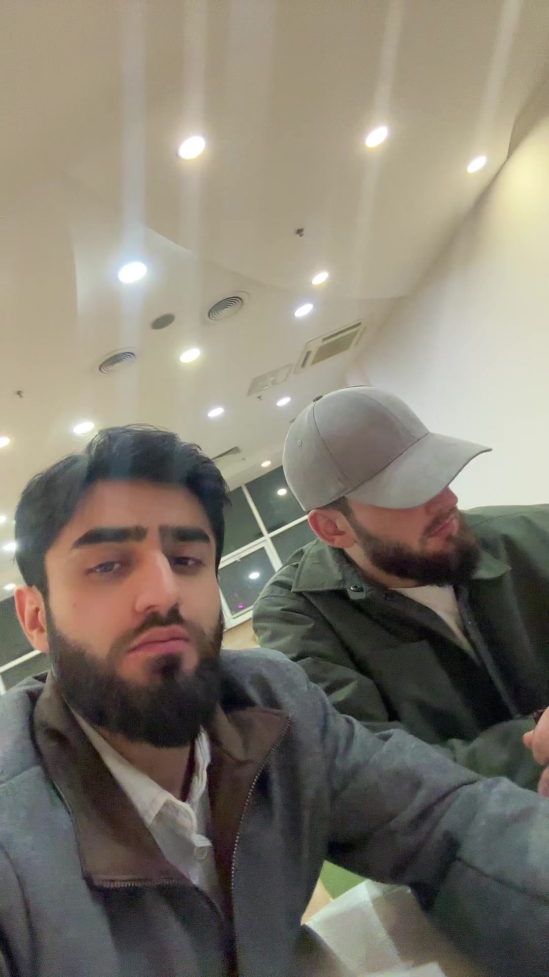 @Guul_04