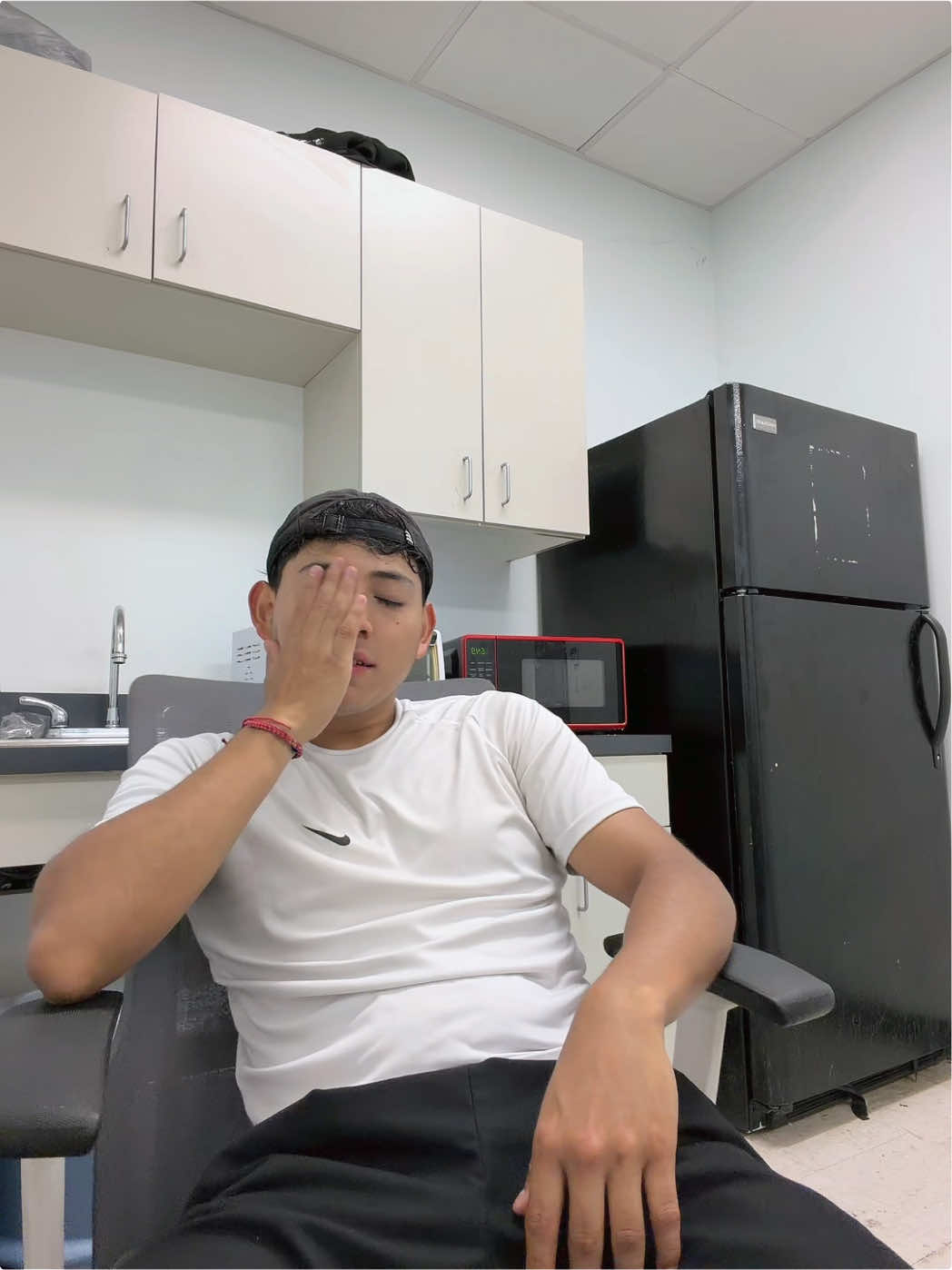 @𝙰𝚊𝚛𝚘𝚗 🤪