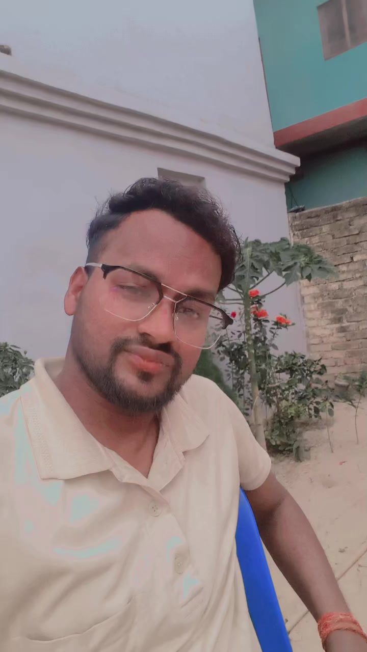 @👑  Mr R.k ✅☘️🚩