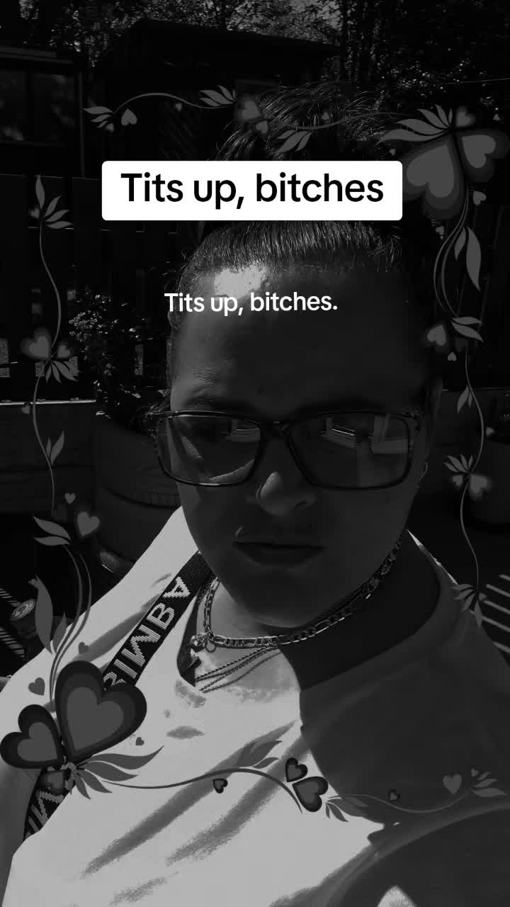 @💞 Sarah Wozza 💞 Prada  👑👑