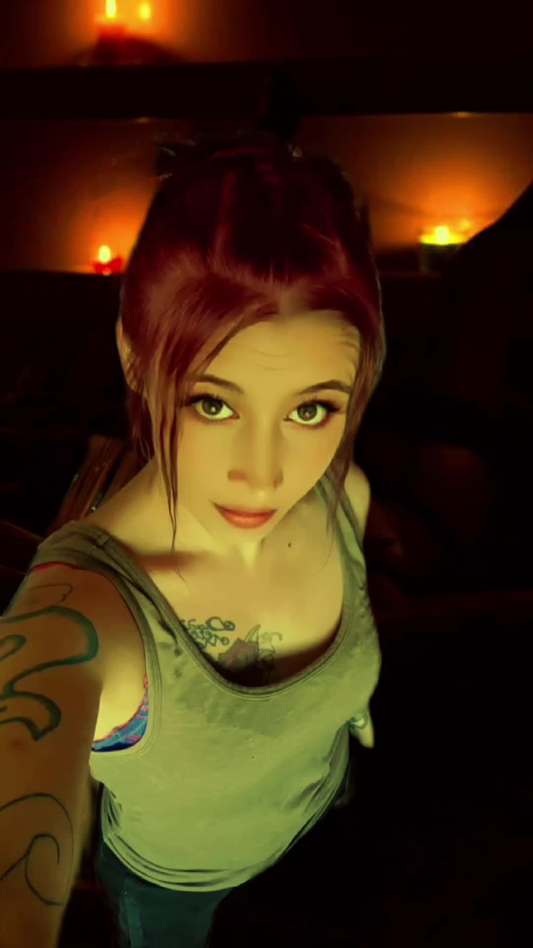 @Vi