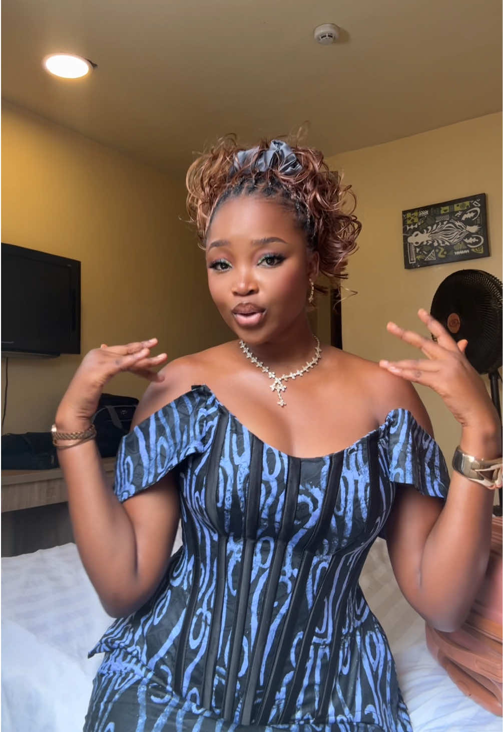 @Ladyadebambo