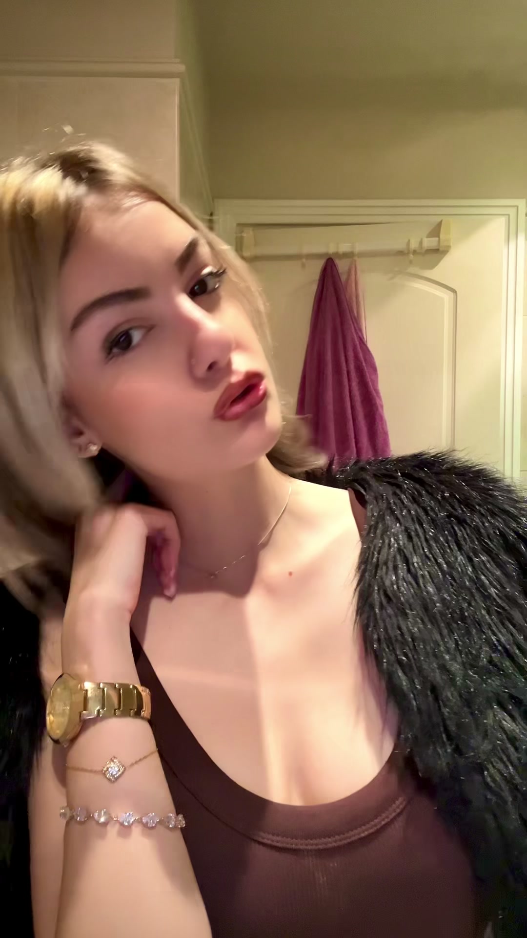 @𝒾𝓁𝒾𝒶𝓃𝓃𝒶