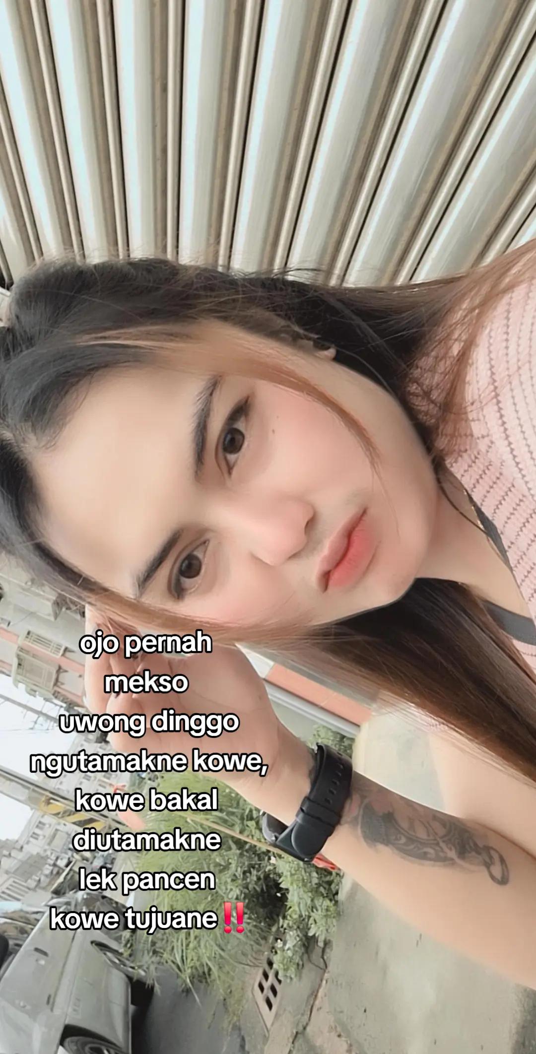 @𝐂𝐡𝐢𝐦𝐛𝐫𝐮𝐭 🤪