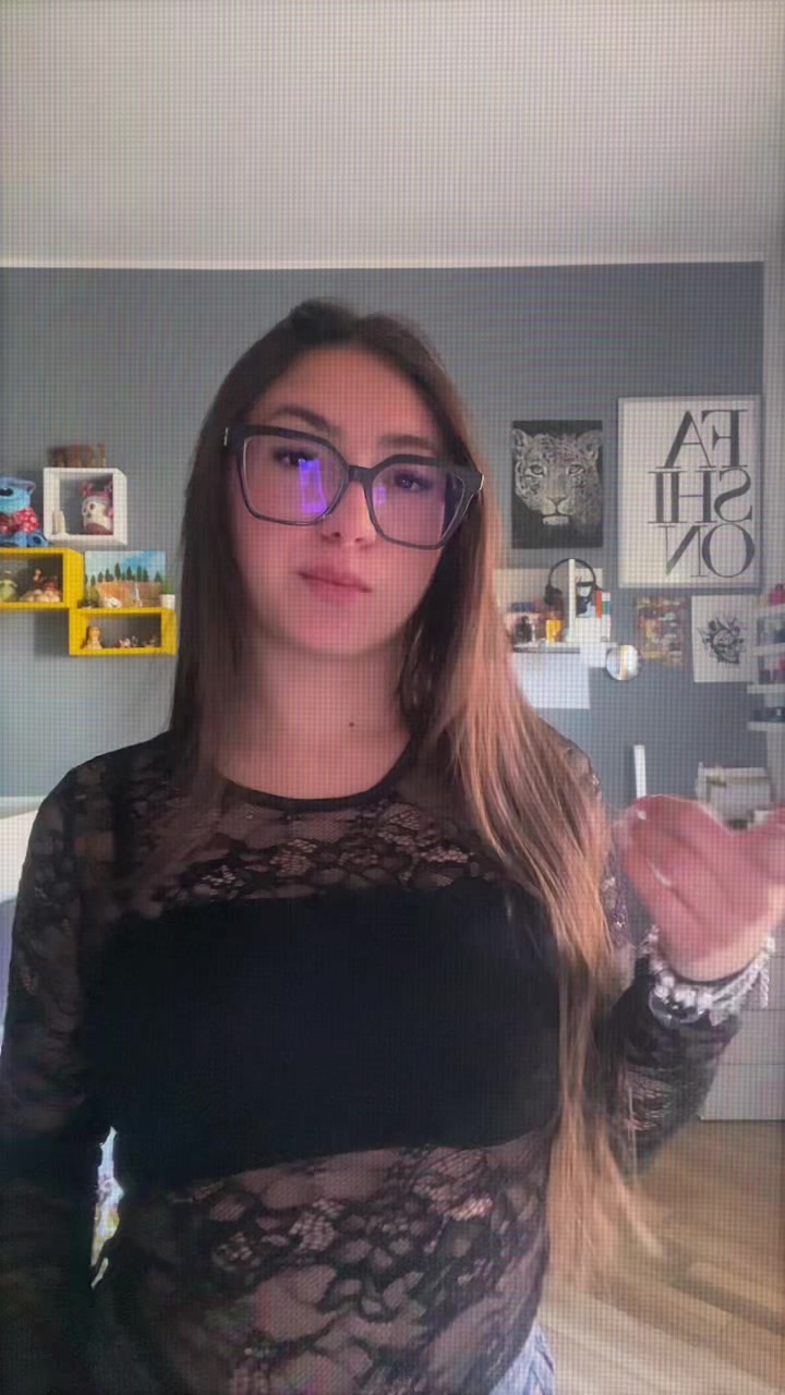 @𝒸𝒶𝓉𝑒🎀