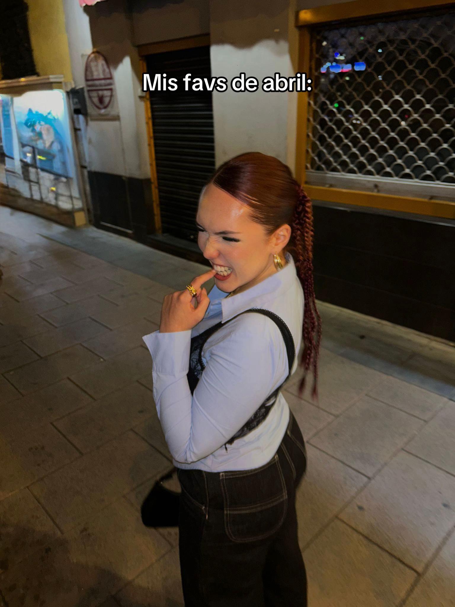 @La Yiiyii
