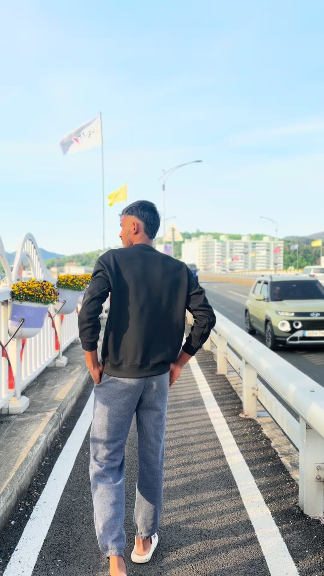 @Naveen Sankalpa 🇰🇷