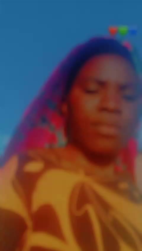 @Emmy love Qeen