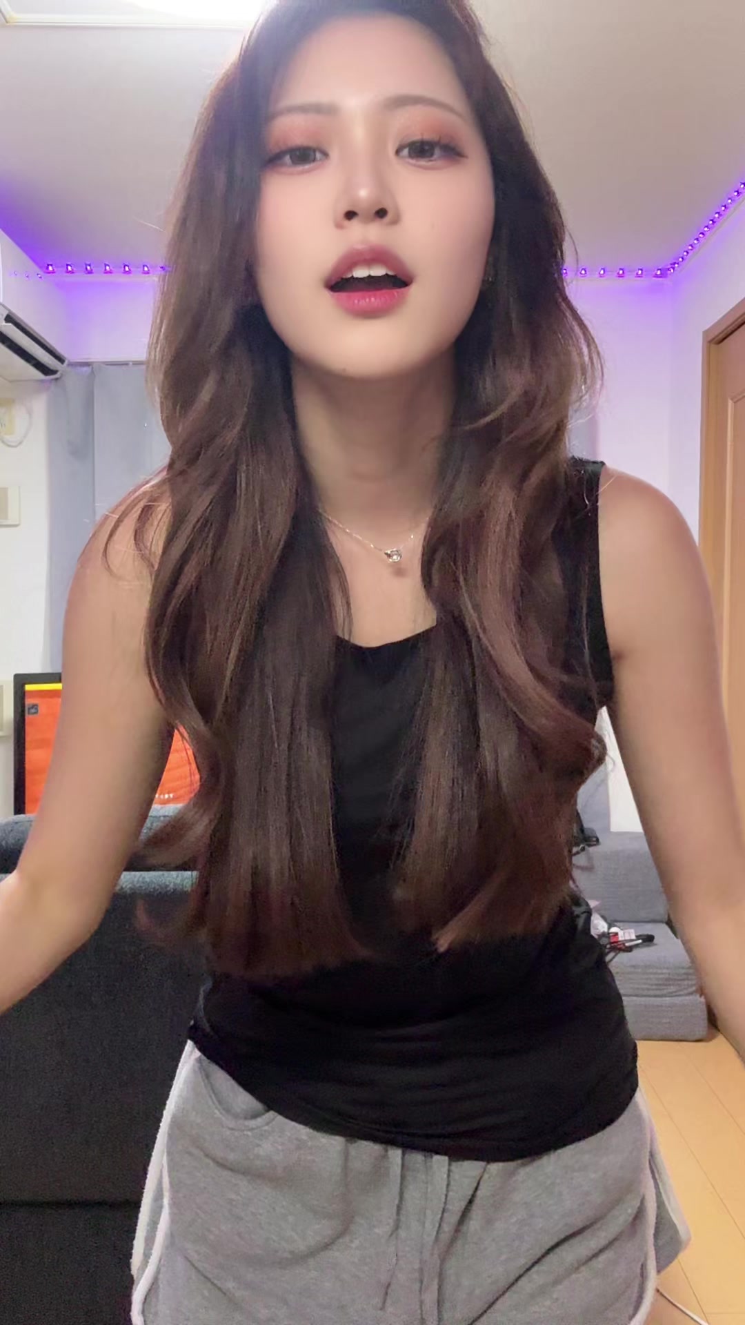 @サブ