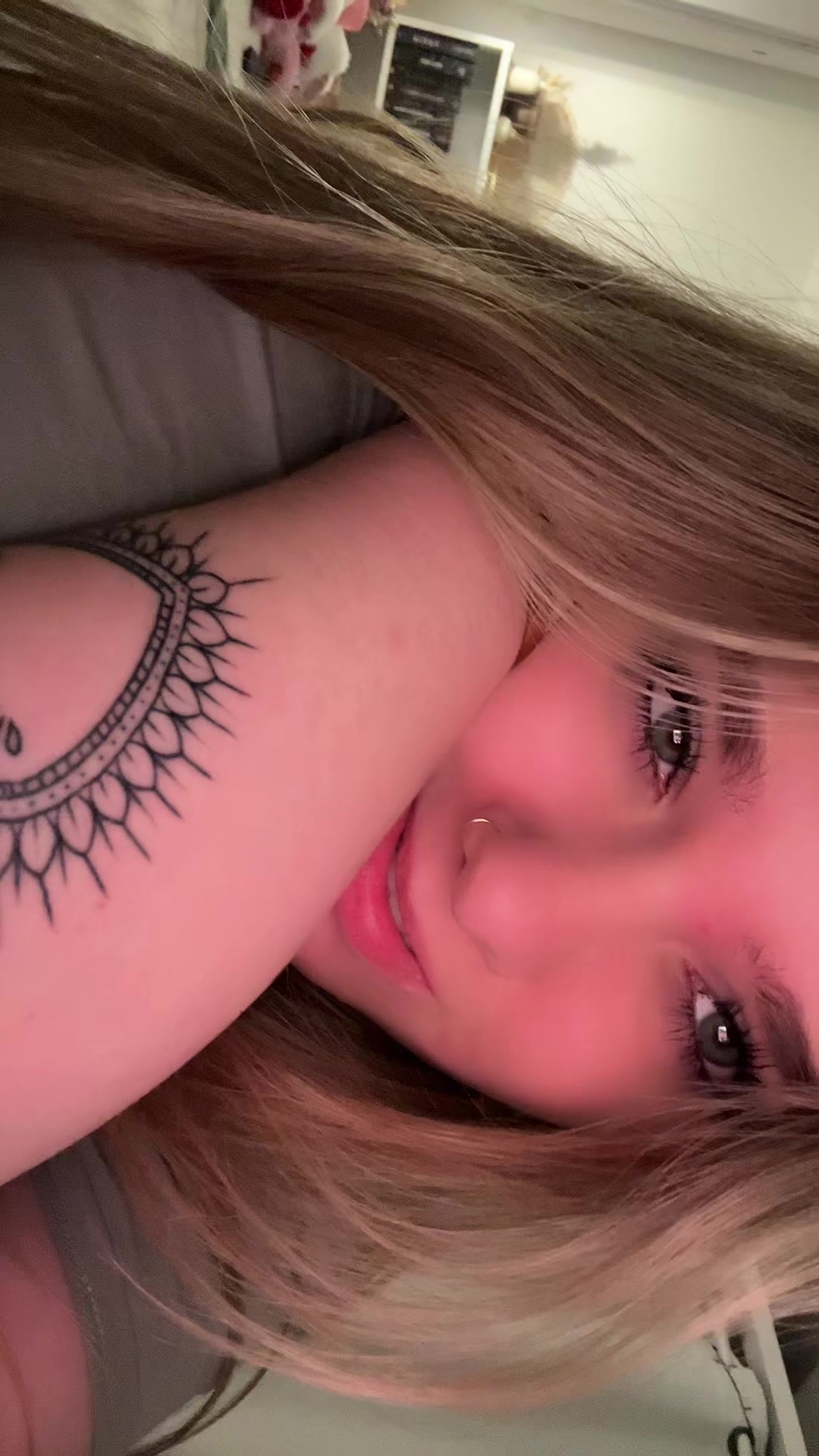 @𝓒𝓱&ordf;