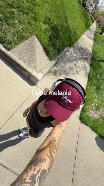 @sydknee