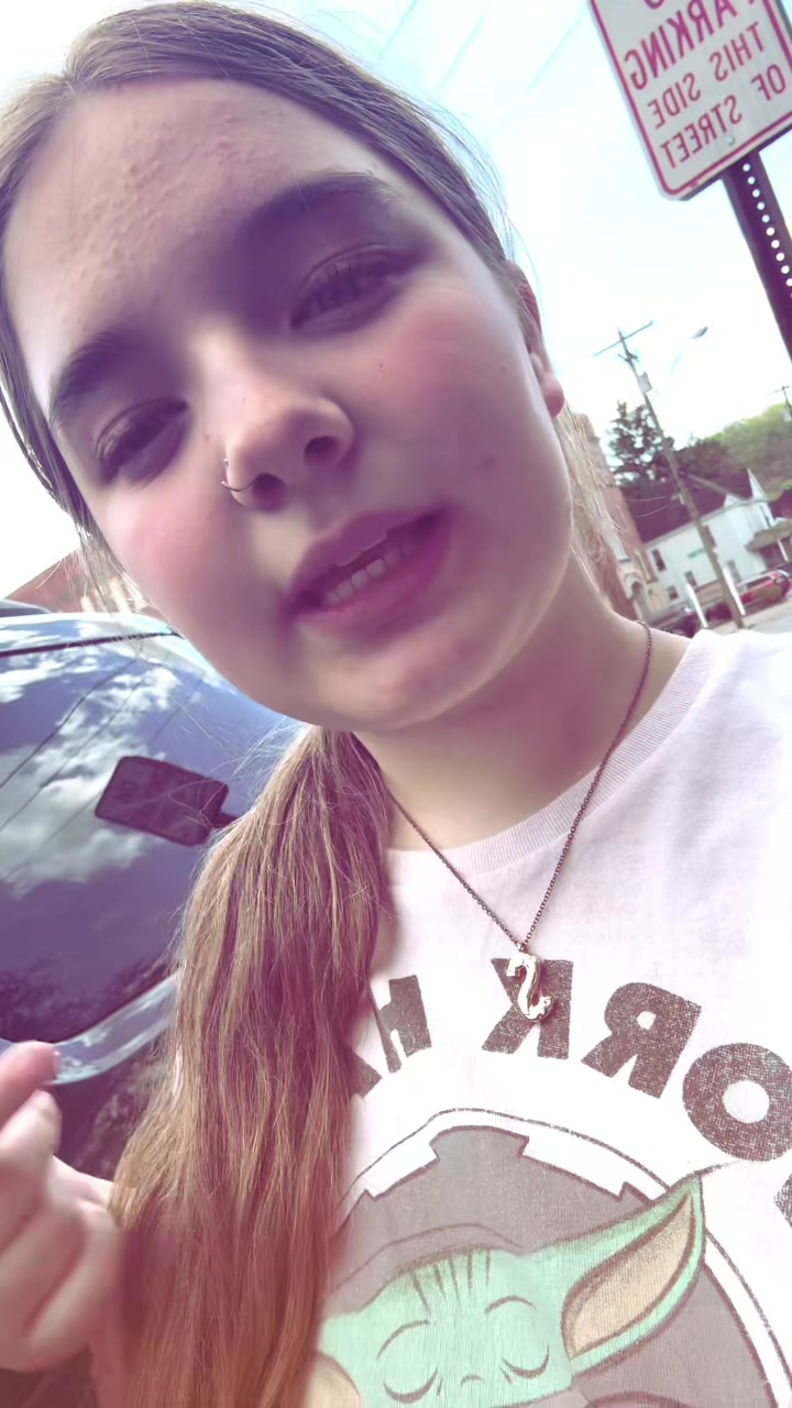 @Sophialantz25