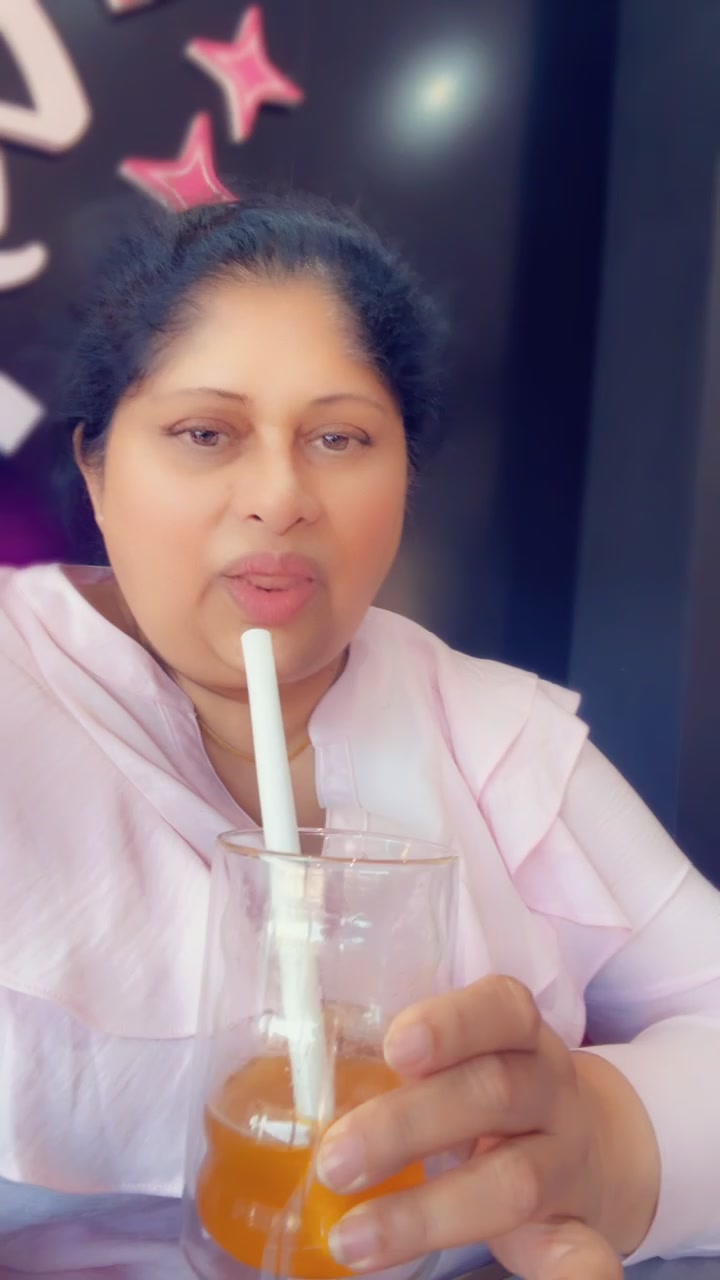 @Dilani 🇬🇧