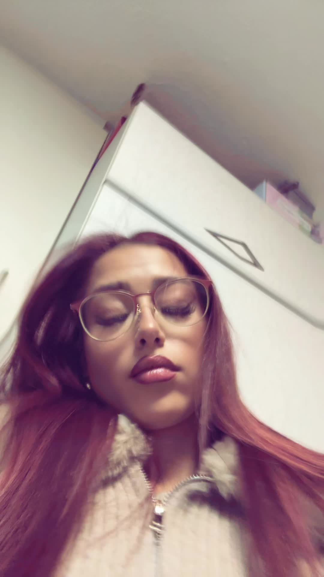 @&Zeta;&omega;ή 🧿